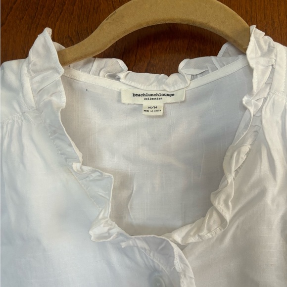 White ruffle neck blouse size M - Picture 3 of 5